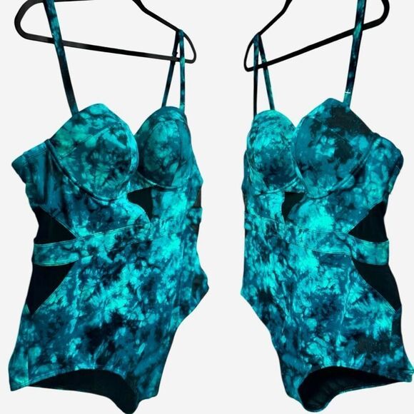 Torrid Teal Tie-Dye Mesh Inset One-Piece Swimsuit Size 3 3XL - Picture 5 of 15